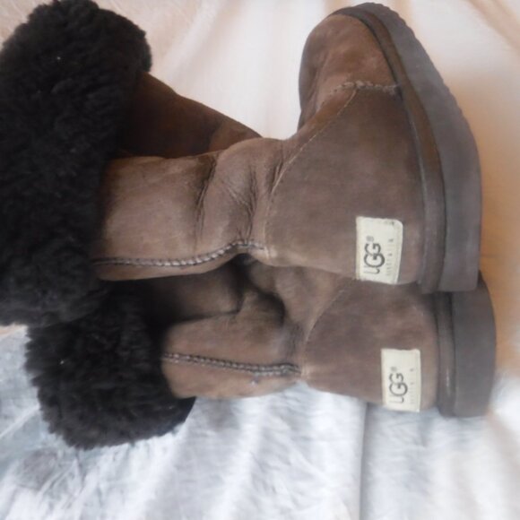 Ugg boots Womens Winter Brown Ugg Boots Size 7 - Picture 6 of 9